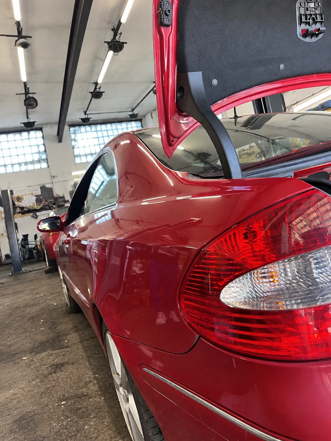 Práce na karoserii vozu v Autoservisu Aloha